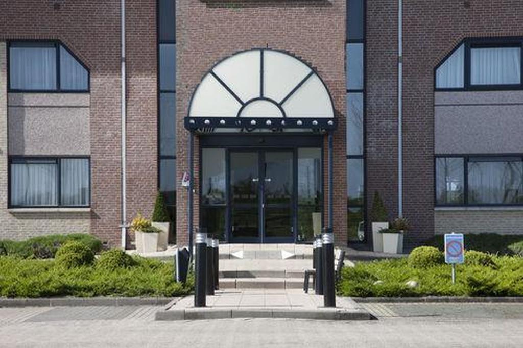 Hotel Port Of Moerdijk Esterno foto
